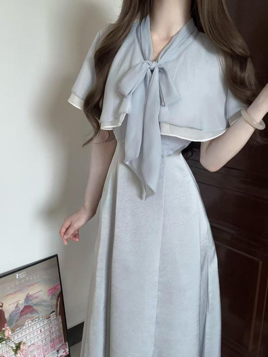 Elegant Bow-accented Waist-Cinching Slim-fit Maxi Dress